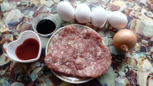Рецепт: Горячие фаршированные яйца - на скорую руку