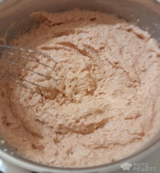 Рецепт: Новогодний пряный торт из тыквы с орехами - Из мускатной тыквы, с грецкими орехами, шоколадные коржи со сметанно-ванильным кремом.