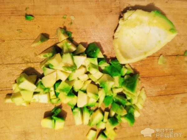 Рецепт: Салат "Авокадо" - Вкусный очень и полезный: с грушей