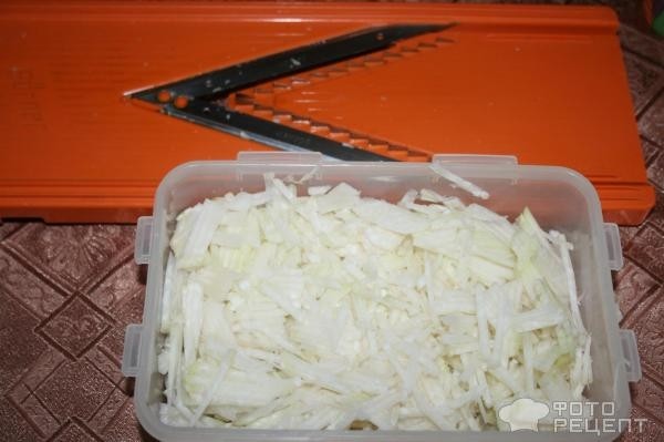 Рецепт: Салат с капустой кольраби - Свежий и сочный