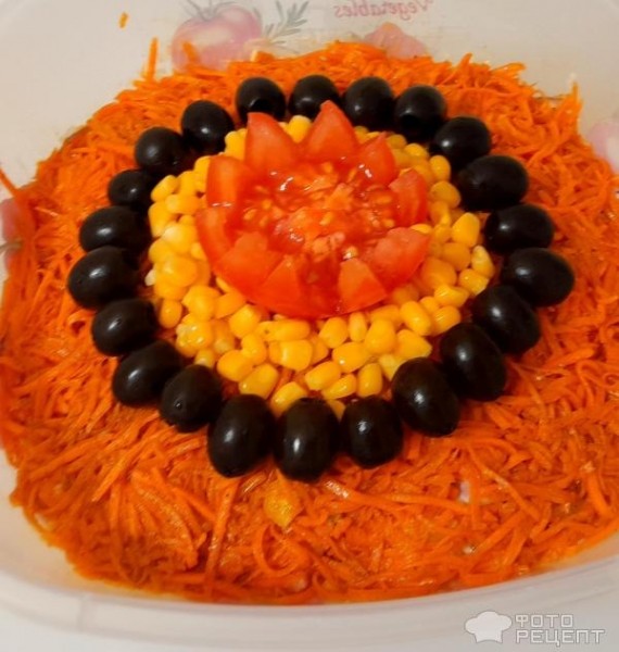Рецепт: Салат с ветчиной и овощами - К новогоднему столу, с картофелем и корейской морковью