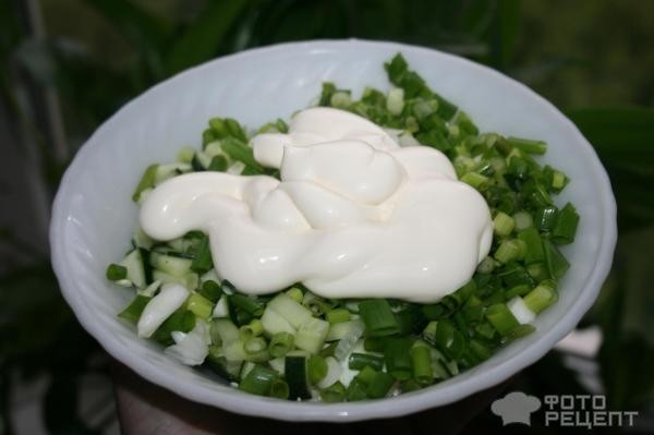 Рецепт: Сытный салат из фасоли - очень быстрый в приготовлении