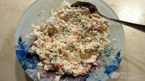 Рецепт: Тарталетки с салатом из крабовых палочек - с укропом