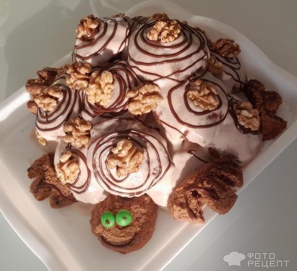 Рецепт: Торт "Черепаха" - Любимый рецепт из детства, в сметанно-шоколадном креме, со вкусом имбирных пряников, торт к Рождеству.