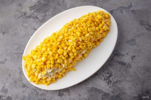 Салат "Початок кукурузы"