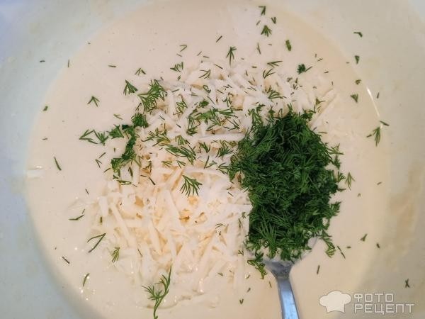 Рецепт: Блинчики с сыром и зеленью - С болгарским перцем: яркие и вкусные всем гостям на удивление