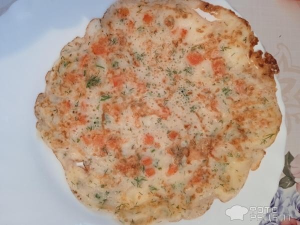 Рецепт: Блинчики с сыром и зеленью - С болгарским перцем: яркие и вкусные всем гостям на удивление