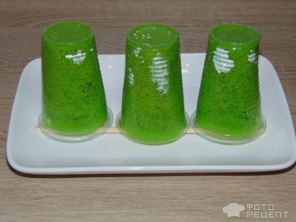 Рецепт: Лесной мох для украшения десертов - готовим в микроволновке