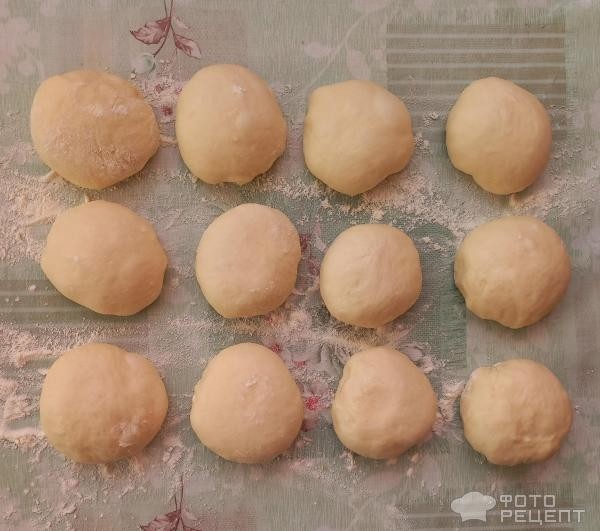 Рецепт: Пирожки с брынзой и кинзой - красиво и вкусно