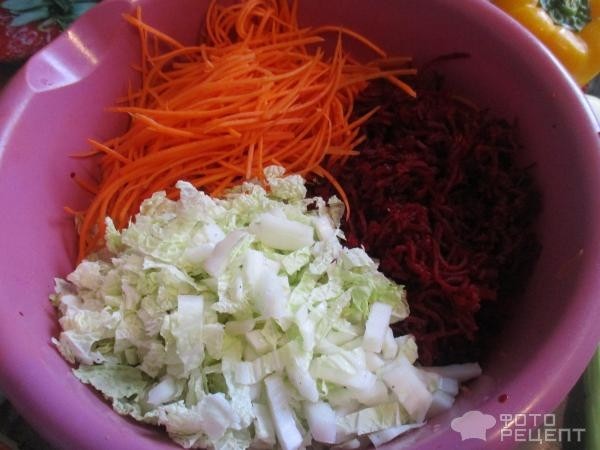 Рецепт: Салат "Щетка" - из сырых овощей