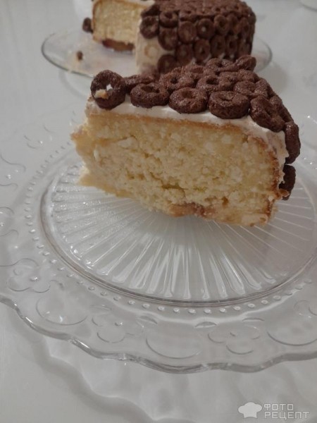 Рецепт: Творожная запеканка-торт со сливами, кокосом и шоколадными колечками - Самый лучший детский торт на первый день рождения!
