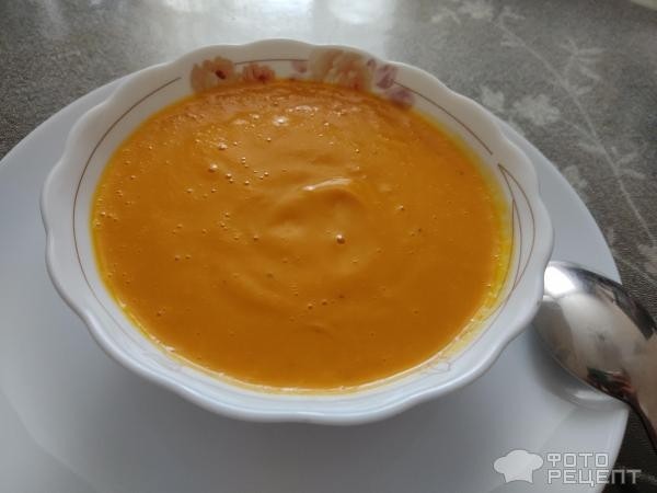 Рецепт: Тыквенный суп-крем - два варианта: с кешью и курочкой