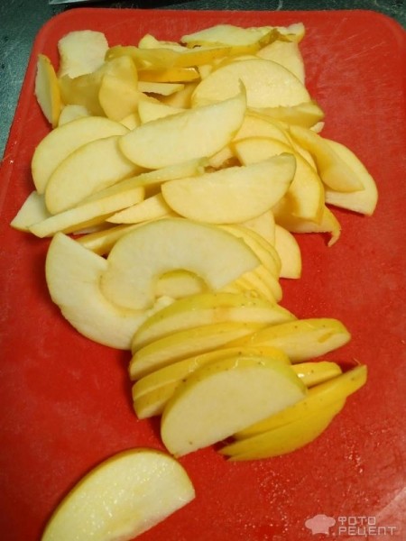 Рецепт: Булочки с яблоком - Без замеса теста