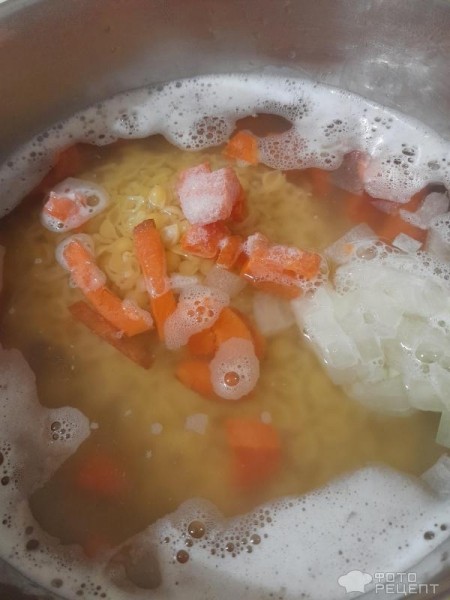 Рецепт: Детский суп - На бульоне из бедра индейки, с макарончиками ассорти. Быстросуп за 20 минут.