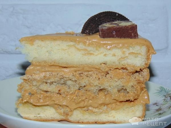 Рецепт: Домашний торт - бисквит+безе-корж с фундуком