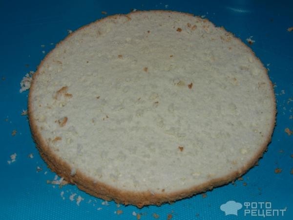 Рецепт: Домашний торт - бисквит+безе-корж с фундуком