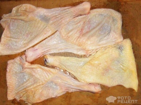 Рецепт: Фаршированные куриные ножки - с плавленым сырком и шампиньонами