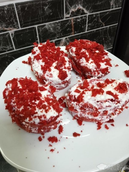 Рецепт: Кексы "Красный бархат" - Диетические пирожное, без масла
