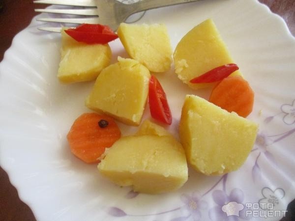Рецепт: Маринованный картофель - консервация пикантного картофеля