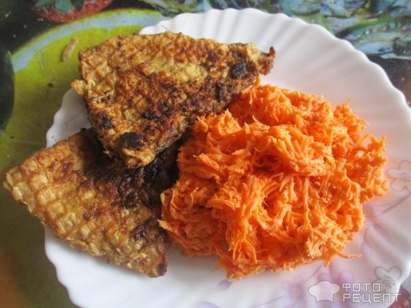Рецепт: Салат из свежей моркови с чесноком - быстро и вкусно