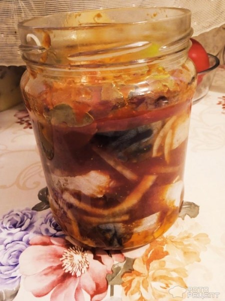 Рецепт: Скумбрия в кисло-сладком маринаде - Как будто красная рыбка, вкуснее чем пряного посола