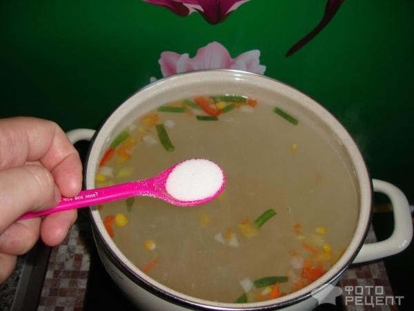 Рецепт: Сырный суп с куриной грудкой - очень просто и вкусно