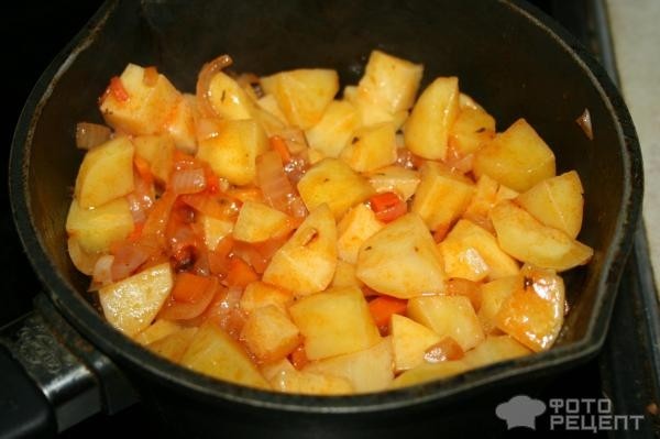 Рецепт: Тушенка с картошкой - "Жаркое по-домашнему"