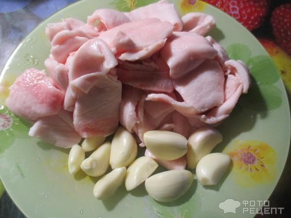 Рецепт: Закусочное сало с чесноком - свиной "шпик" с чесноком (намазка)