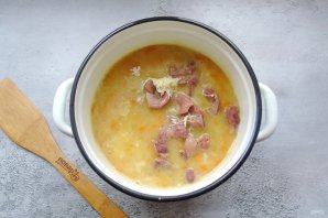 Гороховый суп с куриными желудками
