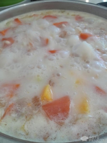Рецепт: Габеръ-суп (старинный шотландский овсяный суп) - Старинный рецепт традиционного шотландского овсяного супа. На мясном бульоне с сыром.