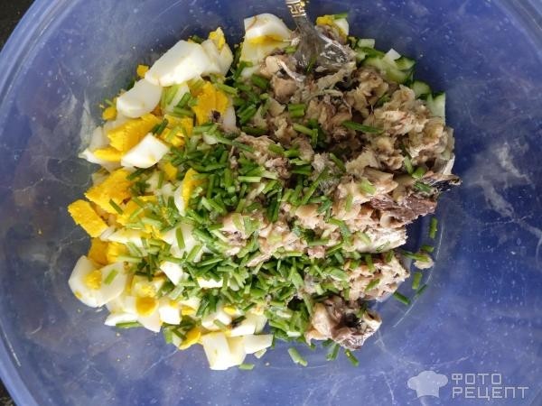 Рецепт: Салат из рыбных консервов - И начинка для лаваша