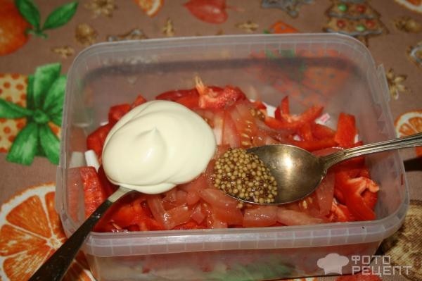 Рецепт: Салат "Красное море" - Эффектный салат, простой в исполении