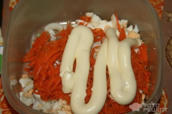 Рецепт: Салат с кальмарами и морковью - с пикантной морковью и сладкими помидорами-черри
