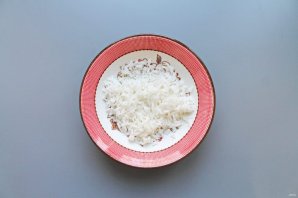 Фаршированный лук с мясом и рисом в духовке