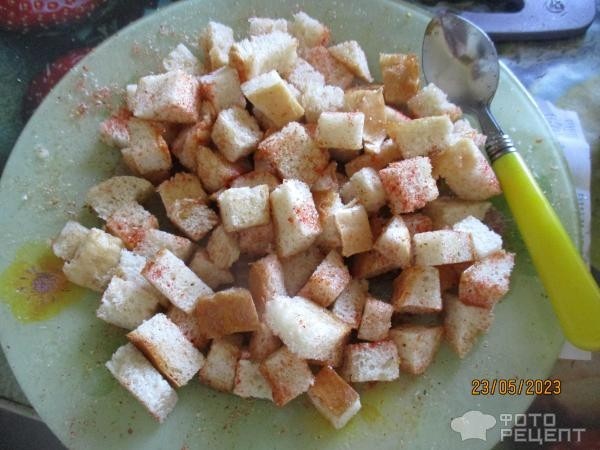 Рецепт: Сухарики - из белого хлеба (батона)