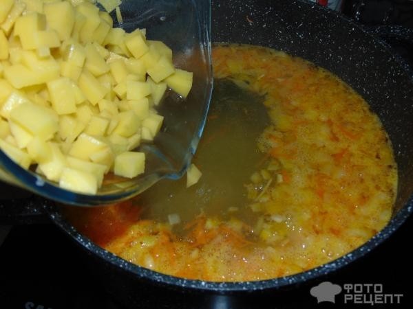 Рецепт: Суп овощной с фрикадельками - с консервированным горошком