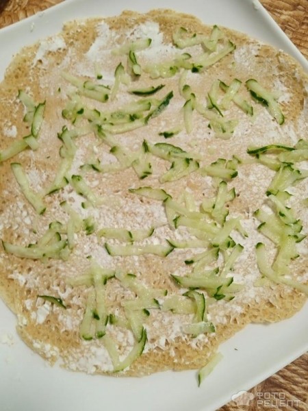 Рецепт: Блины из зеленой гречки - С лёгкой начинкой