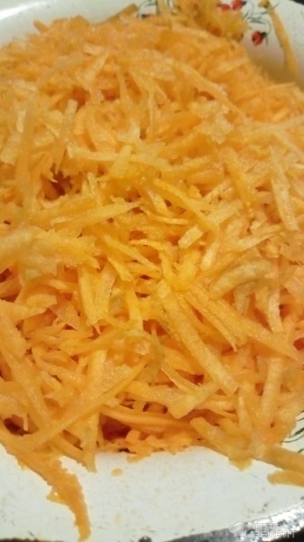 Рецепт: Корейская морковь по-домашнему - С приправой для корейской моркови.