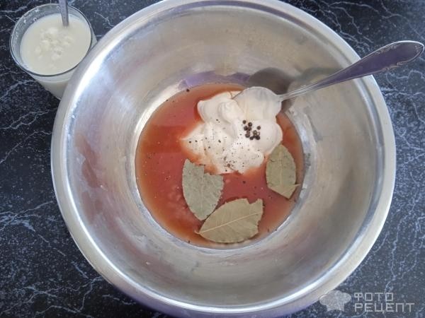 Рецепт: Перец болгарский фаршированный - в соусе в мультиварке