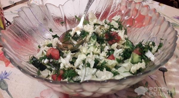 Рецепт: Салат из пекинской капусты с овощами - С рукколой, томатами и оливковым маслом
