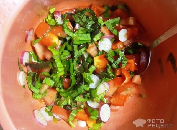 Рецепт: Салат овощной - С оливковым маслом.