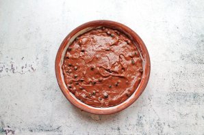 Шоколадный кекс с черникой