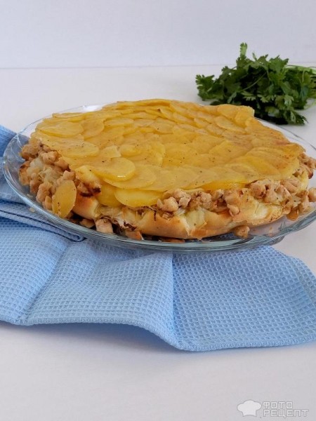 Рецепт: Пирог "Клюмс" - с курицей, капустой и картофелем