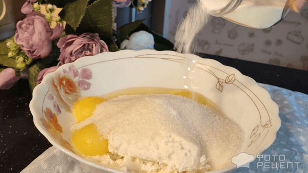 Рецепт: Творожный кекс - ИЗЮМИТЕЛЬНЫЙ творожный ккекс с изюмом в духовке
