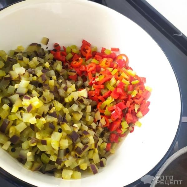 Рецепт: Салат Грибочки из баклажанов - Салат, маринованные баклажаны с овощами, вкусно