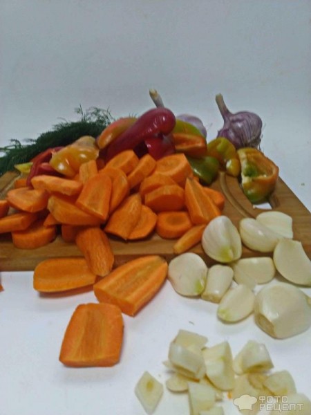 Рецепт: Салат с баклажанами - и овощами в томатном соусе, консервированный на зиму