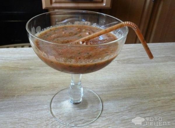 Рецепт: Смузи из помидор и сельдерея - Вкусный , витаминный напиток.