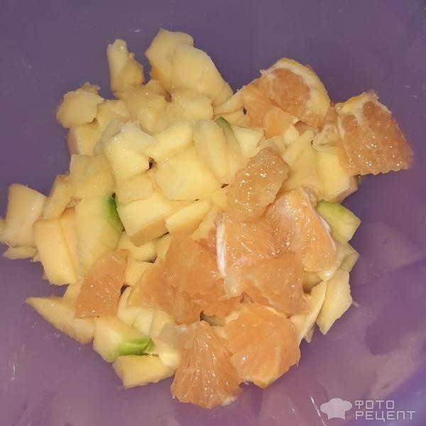 Рецепт: Летний салат "Экзотика" с манго, апельсином и моцареллой - Что приготовить из манго? Невероятно вкусный салат и удивительное сочетание ингредиентов.