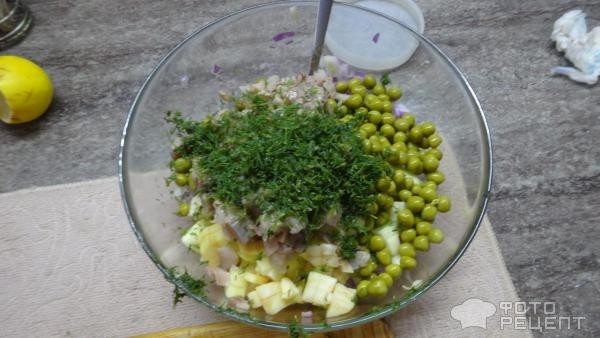Рецепт: Салат быстрый с селедкой - Быстрый , простой и вкусный салат.