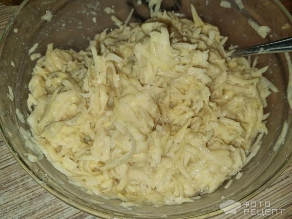 Рецепт: Драники картофельные - В крупную терку, жареные